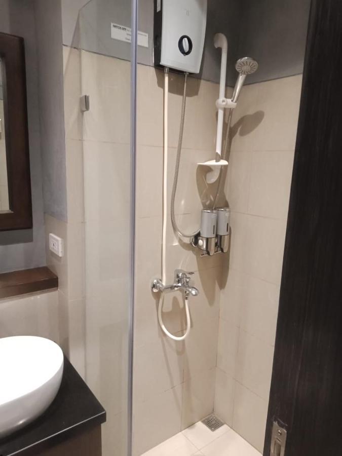 Studio Unit At The Beacon Makati Manila Esterno foto
