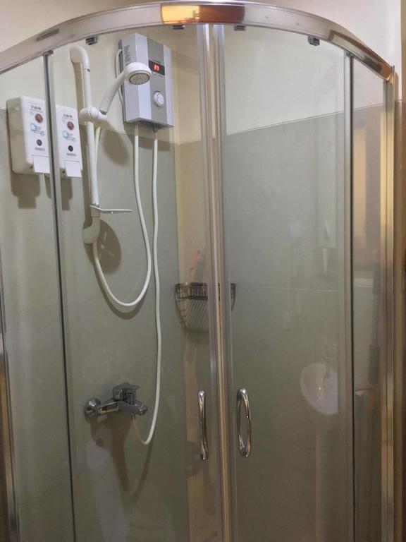 Studio Unit At The Beacon Makati Manila Esterno foto
