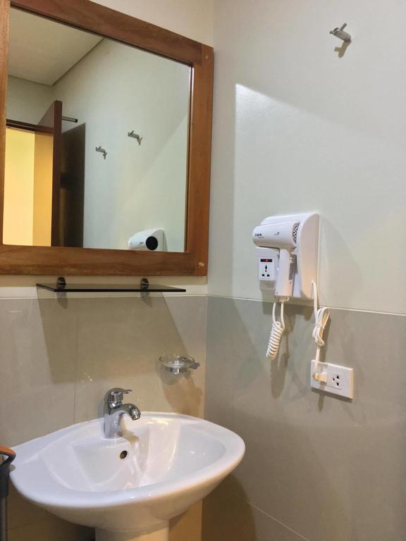 Studio Unit At The Beacon Makati Manila Esterno foto