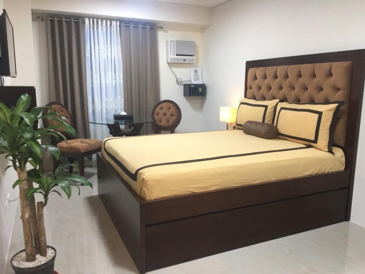 Studio Unit At The Beacon Makati Manila Esterno foto